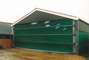 Photo de Maxidoor hauteur 5,10 m, largeur 15,20 m